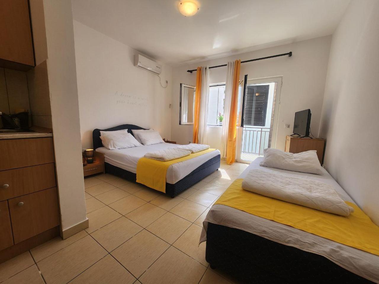Bela Kuca Studio Apartments-Na Korak Do Mora-A Step To The Sea Rafajlovići Dış mekan fotoğraf